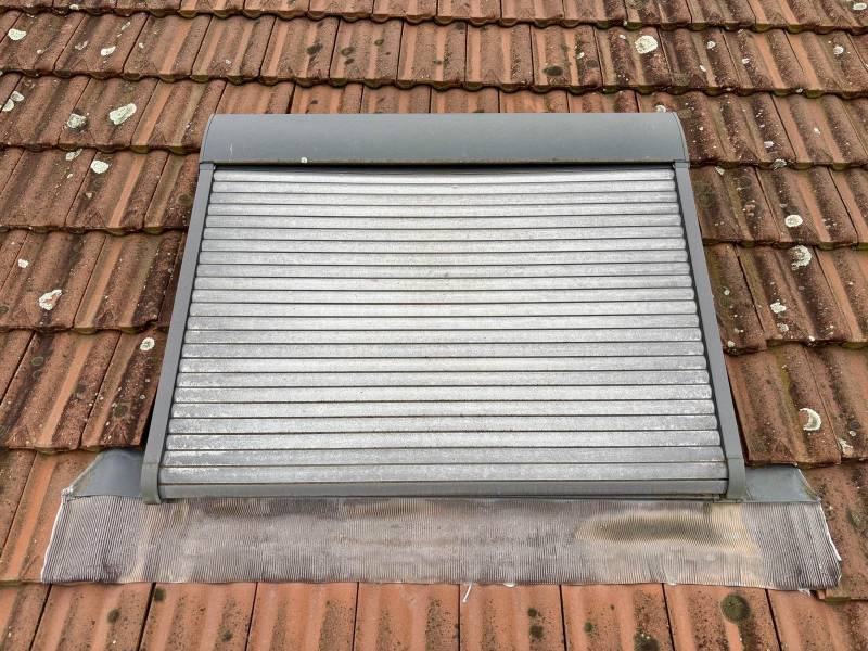 Projet de rénovation de toiture à Saint-Genis-Laval (69) : pose de Velux et zinguerie