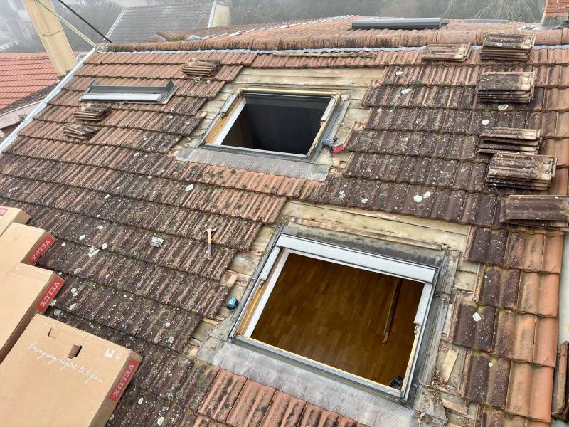 Volets roulants solaires pour Velux à Chaponost (69) : améliorez votre habitat