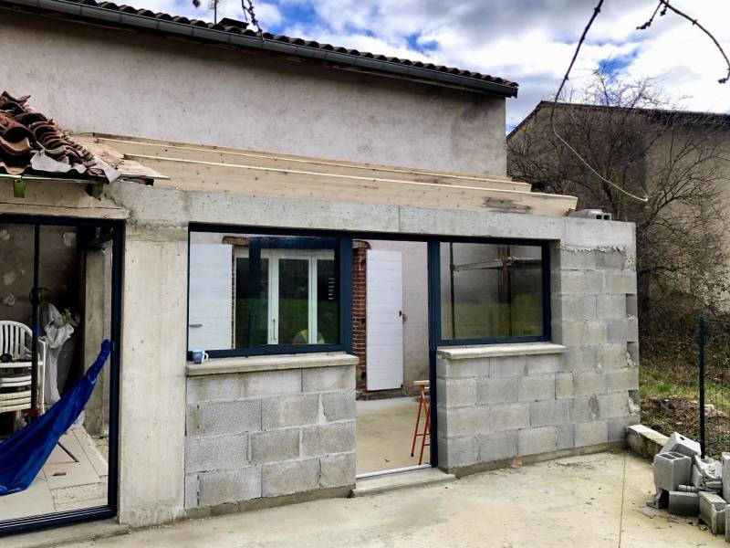 Travaux de charpente bois sur-mesure pour une rénovation de toiture à Lentilly (69)