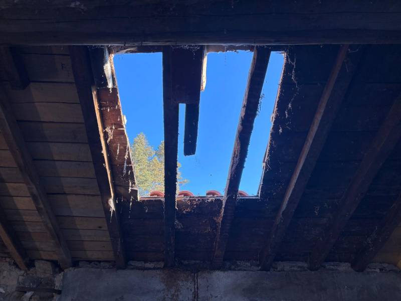 Professionnel qualifié en installation de Velux Confort motorisés pour une maison à Bessenay (69)