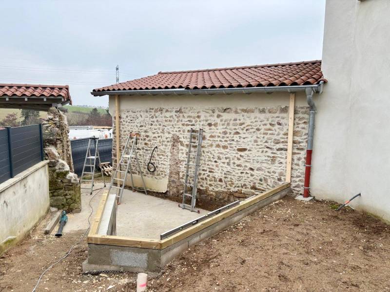 Construction d'une extension en ossature bois avec bardage à Brindas, dans l'Ouest Lyonnais