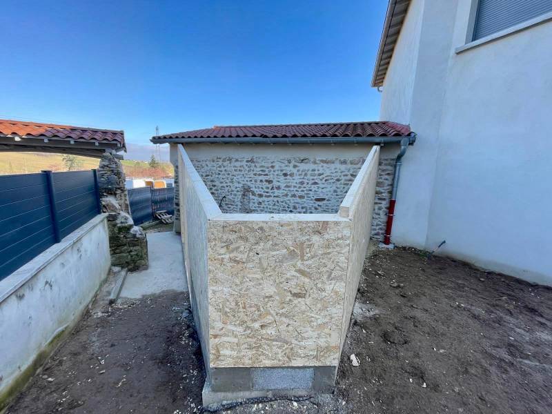 Extension d'une habitation réalisée en ossature bois et en bardage sur Saint-Genis-les-Ollières